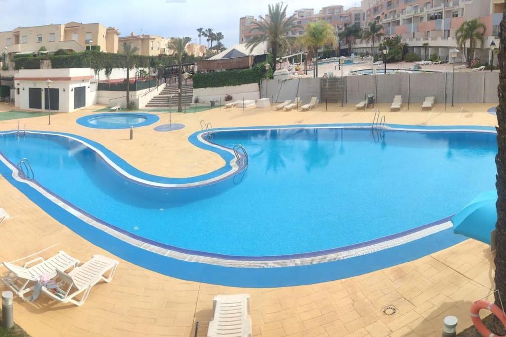 Vera Playa Puerto Rey. A Estrenar. Mar Y Piscina Exterior photo